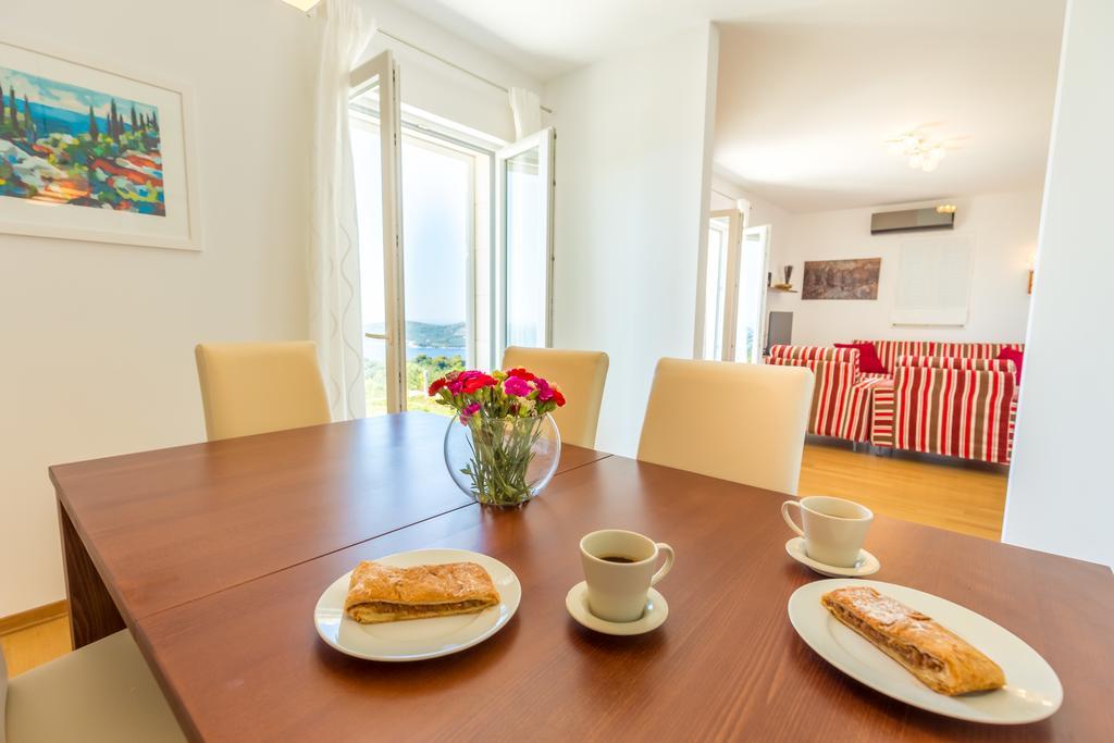 Hedera Estate, Villa Hedera VII Затон Екстериор снимка